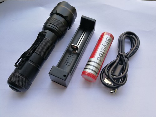 Torcia elettrica ultra fire - torcia,