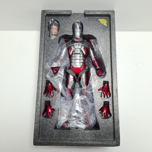 Figura hot toys marvel - figura,