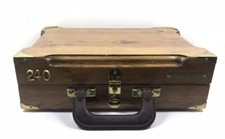 Espositore pistola legno - in,