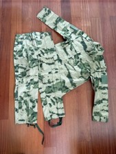 Tuta in muschio russo