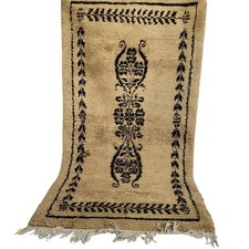 Tappeto beige marocchino fatto a mano vibrante motivo nero frange tribali...