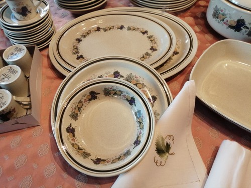 Royal doulton harvest garland - doulton,