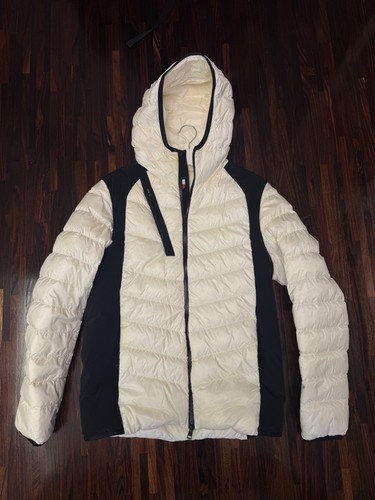 Piumino con cappuccio moncler - cappuccio,