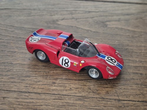Voiture miniature ferrari - miniature,