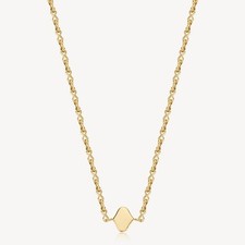 Collana dorata con piastrina