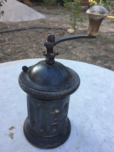 Rare antique tre - rare,