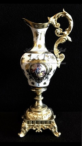 Vaso con manici portafiori