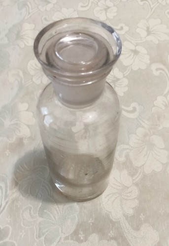 400ml chemical laboratory - chemical,