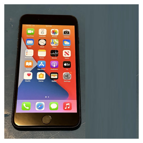 Apple iphone plus 64gb - 8,