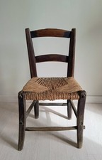 Antica sedia rustica