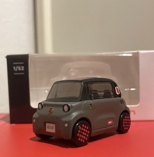 Macchina miniatura norev - macchina,