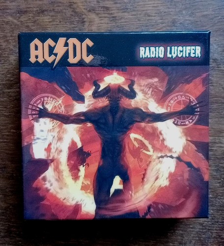 Radio lucifer box - -, 6