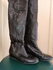 Stivali neri in vera pelle "Bata" classici e versatili (38)