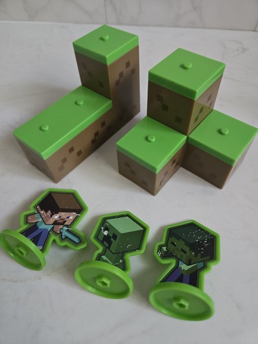 Cake topper minecraft - cake,