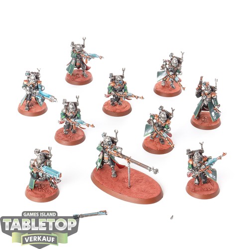 Adeptus mechanicus 10 - adeptus,