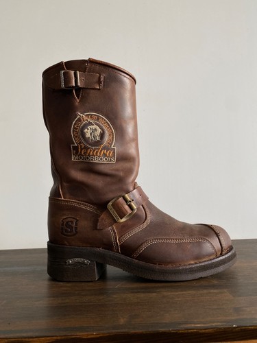 384 sendra 3565 - steel, dog