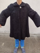 Pelliccia Astracan nera usata pochissimo ed in buonissime condizioni d'uso