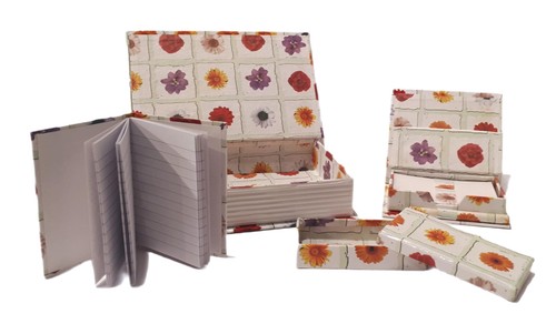 Set scrivania composto - da,
