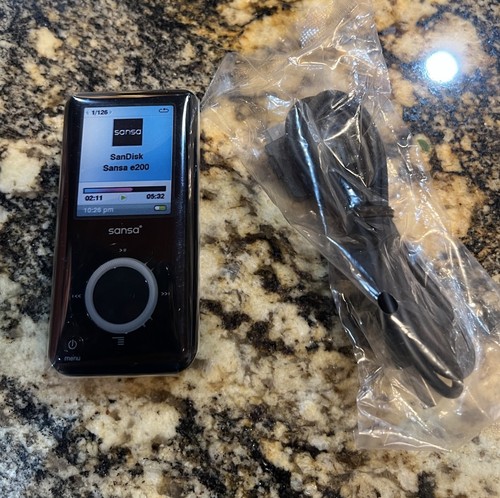 Sandisk sansa e200 - sansa, port