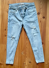 ZARA Slim Fit Light Blue Ripped Jeans SIZE S (W34) - MINIMAL USE - NO TAGS