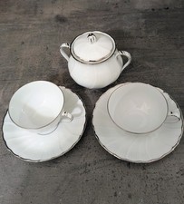 Quattro Tazzine e Zuccheriera