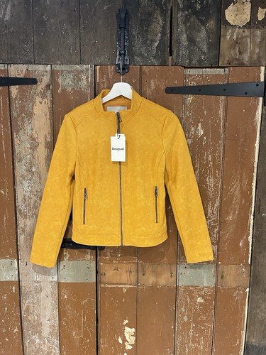 Giacca desigual pakaian jadi - pakaian,