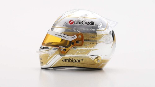 Lewis hamilton - 1:5,