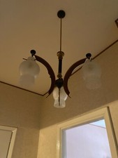 lampadario anni 50. Tre luci in legno e vetro di murrina