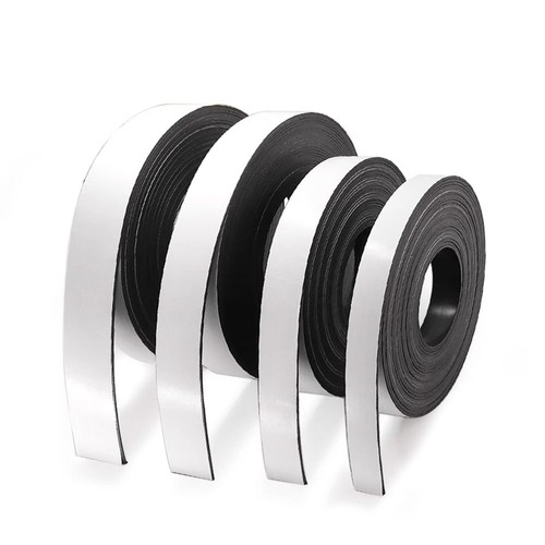 Nastro magnetico autoadesivo