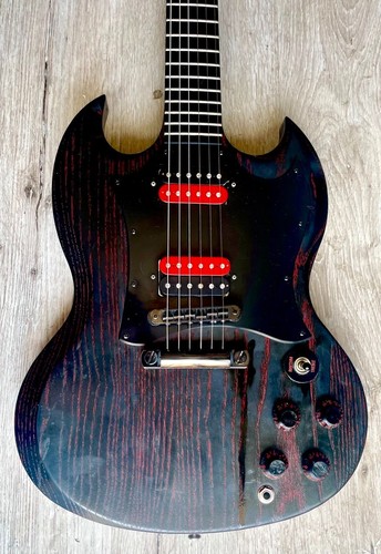 Gibson voodoo del 2002 1a - gibson, sg