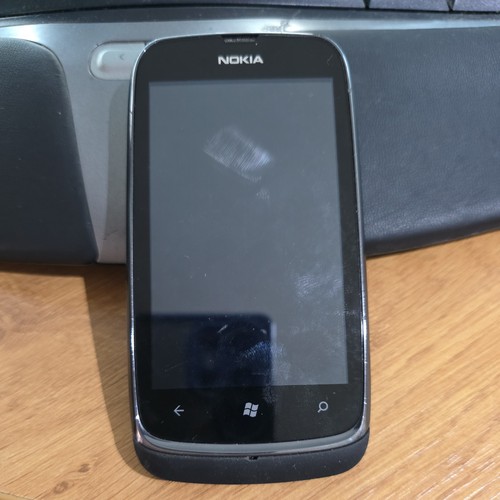 Nokia lumia 610 gb - nokia, 8