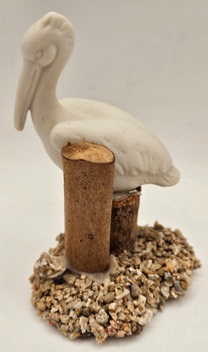 Piccola statuina pellicano - , in