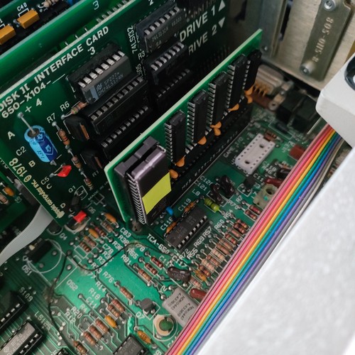 Apple iie 2e rom - ii+,,