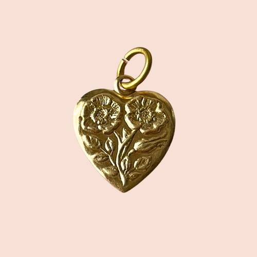 Ciondolo cuore con fiori