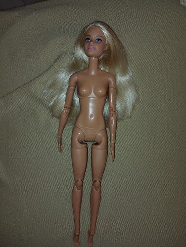 Barbie made move - move, bambola