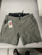 ZOIC Pantaloncini Donna