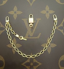 Charm a catena Louis Vuitton con chiave e lucchetto