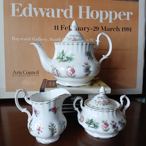 Royal albert flowers - royal, of
