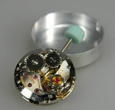 Tudor 2412 mouvement