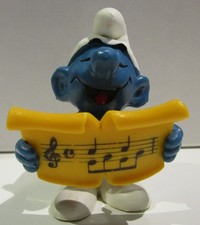 405-PUFFI-PUFFO CANTANTE-SINGER-2.0038-HONG KONG © 1978 PEYO (EMBLEM) W.BERRIE