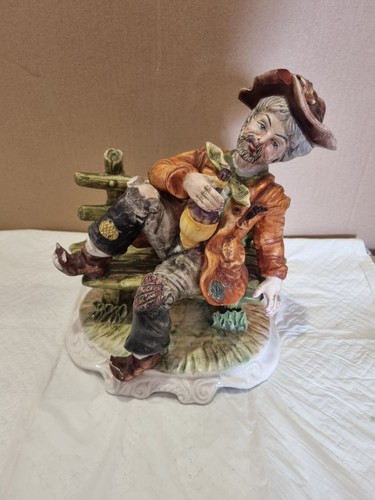 Statua ceramica di - statua,