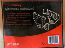 Carrello con gancio a spinta