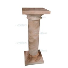 Colonna in Marmo scolpito Rosa