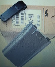 Yaesu FBA-39 porta pile per