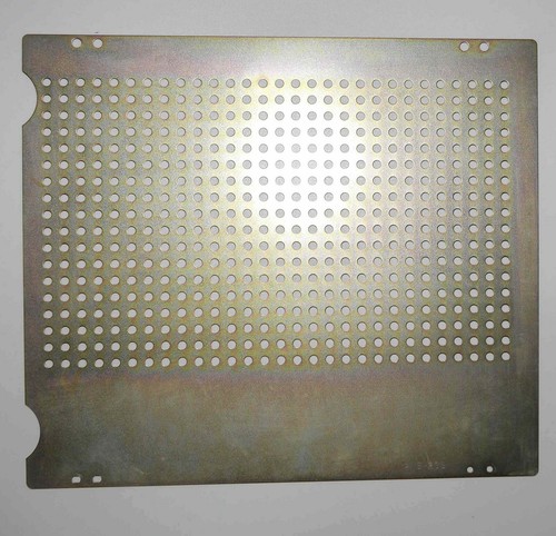 Plaque inférieure