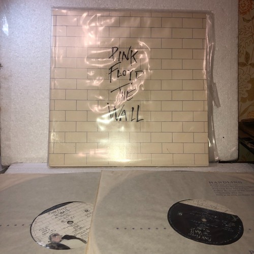 Pink floyd the wall - pink,