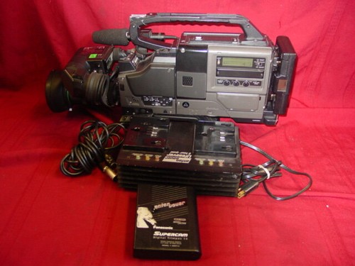 Videocamera colori jvc - a,