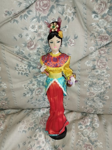 Bambola geisha giapponese