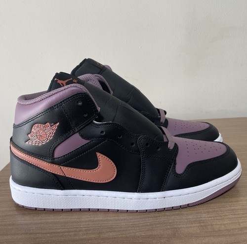 Nike air jordan mid - 1,
