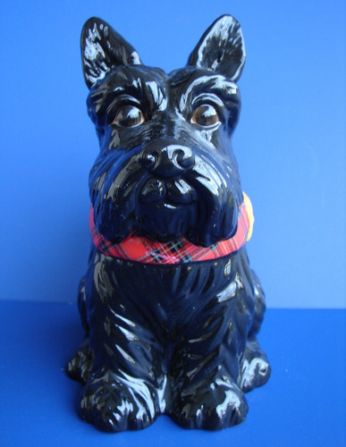 Black scottie dog - scottie, treat